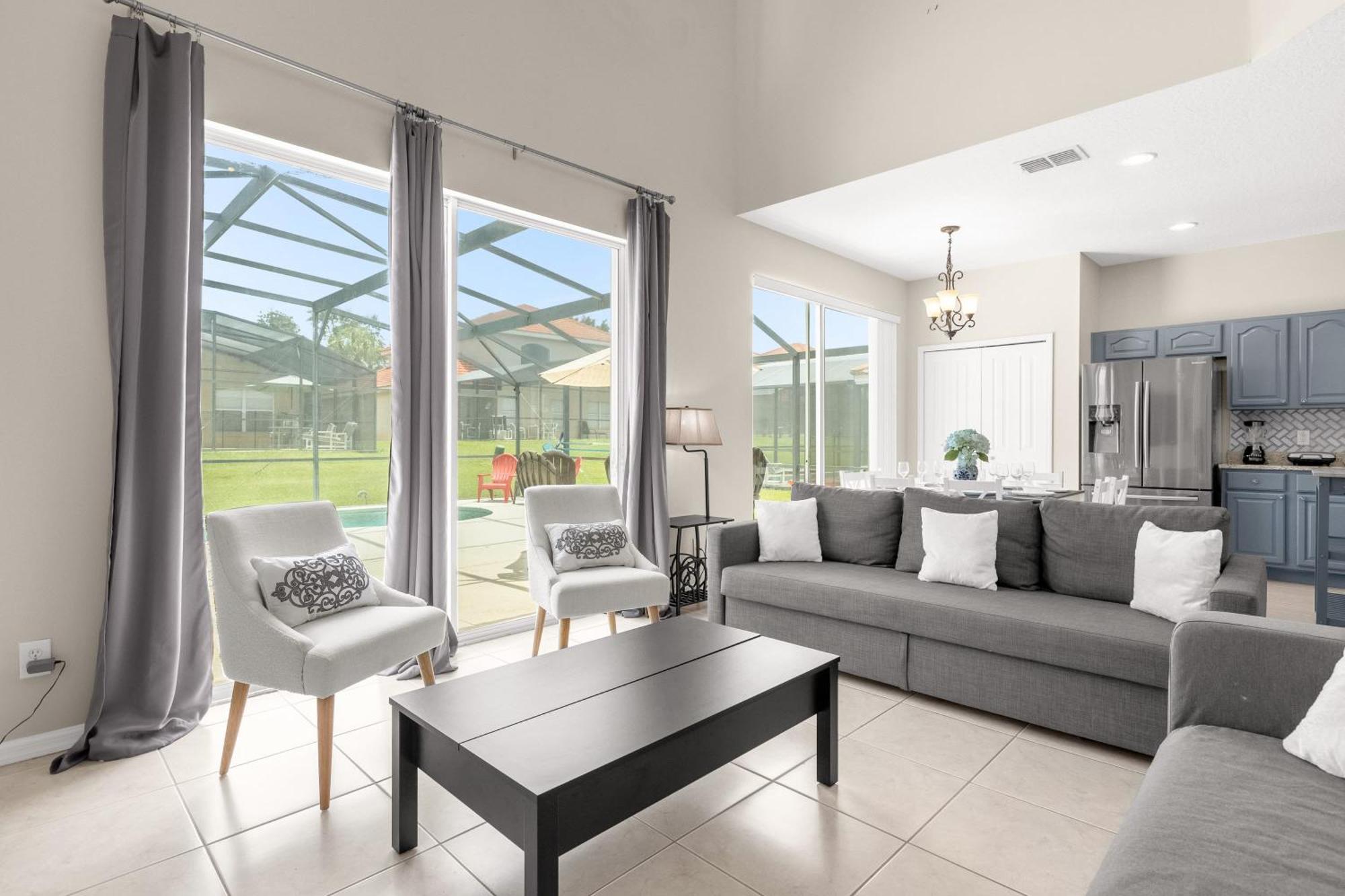 Large Spacious Home W Private Pool & Hot Tub Davenport Buitenkant foto