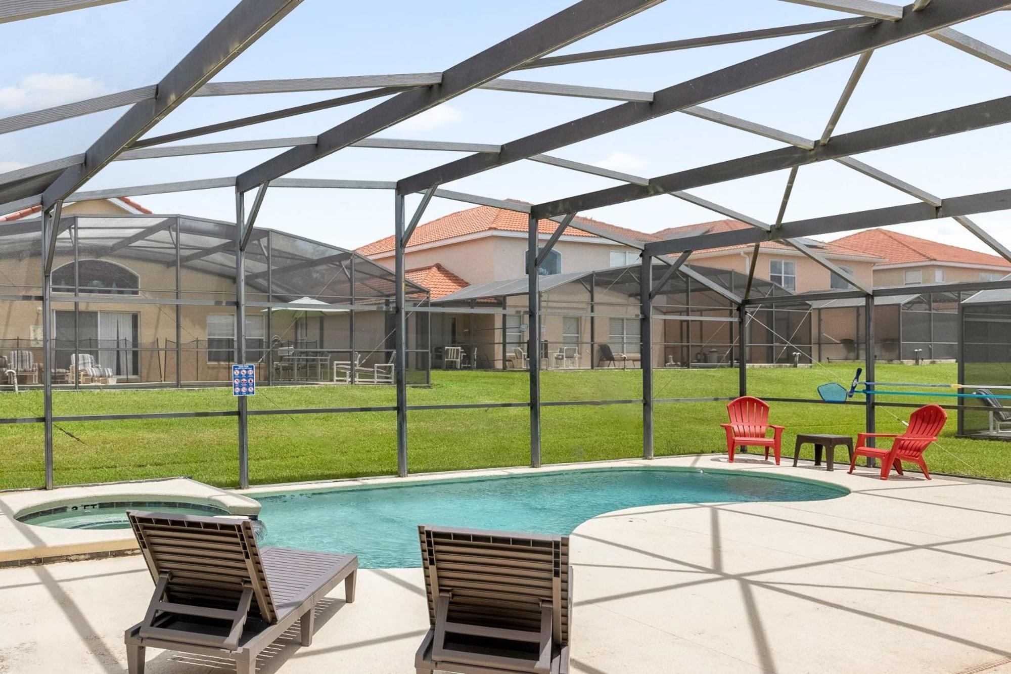 Large Spacious Home W Private Pool & Hot Tub Davenport Buitenkant foto